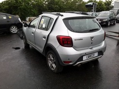 SANDERO Sandero 1.0 ECO-G - 100 Stepway SANDERO II PHASE 2 10-2019 --> 03-2021 accidentée