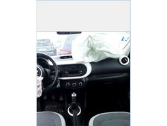 TWINGO Twingo 0.9 Energy TCe - 90 Intens 2 TWINGO III PHASE 1 07-2015 --> 03-2018 accidentée