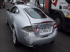 XK R 5.0 V8  accidentée