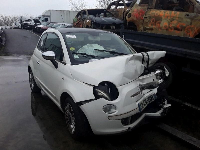 500 Fiat 500 1.2i - 69 Lounge accidentée