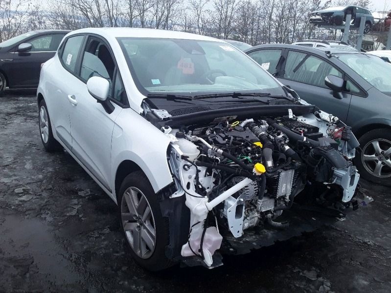 CLIO Clio 1.5 Blue dCi - 100 - 2021N Business accidentée