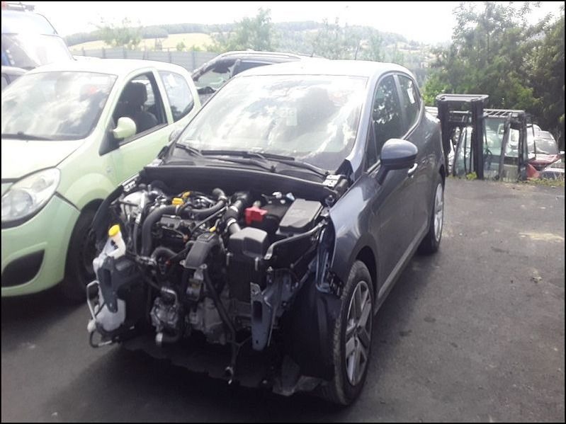 CLIO Clio 1.0 Tce - 90 - 2021 Business accidentée
