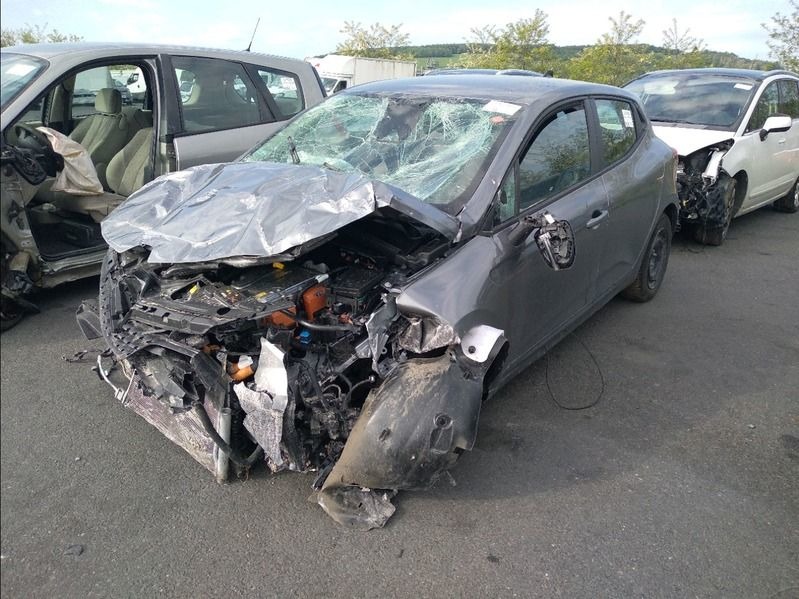CLIO Clio 1.6 E-Tech Hybride - 145 - BVA mult accidentée