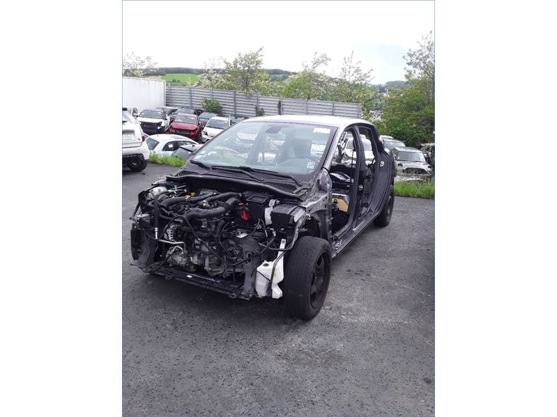 CLIO Clio 0.9 TCe - 90 Intens accidentée
