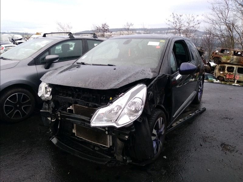 DS3 DS3 1.2i PureTech 12V - 82 Be Chic accidentée