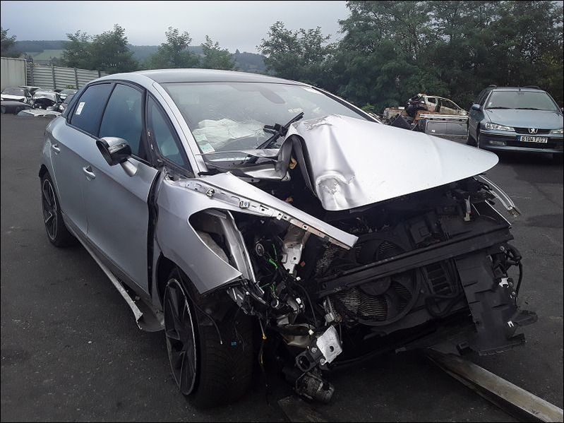DS5 DS5 2.0 BlueHDi 16V - 180 - BV EAT6 Spor accidentée