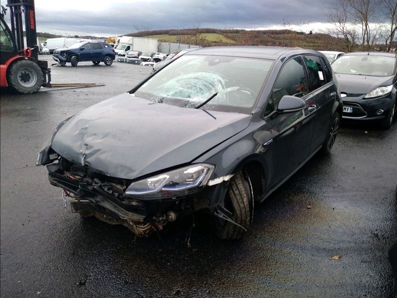 GOLF Golf 1.4 16V TSI - 204 Hybrid - BV DSG 6 accidentée