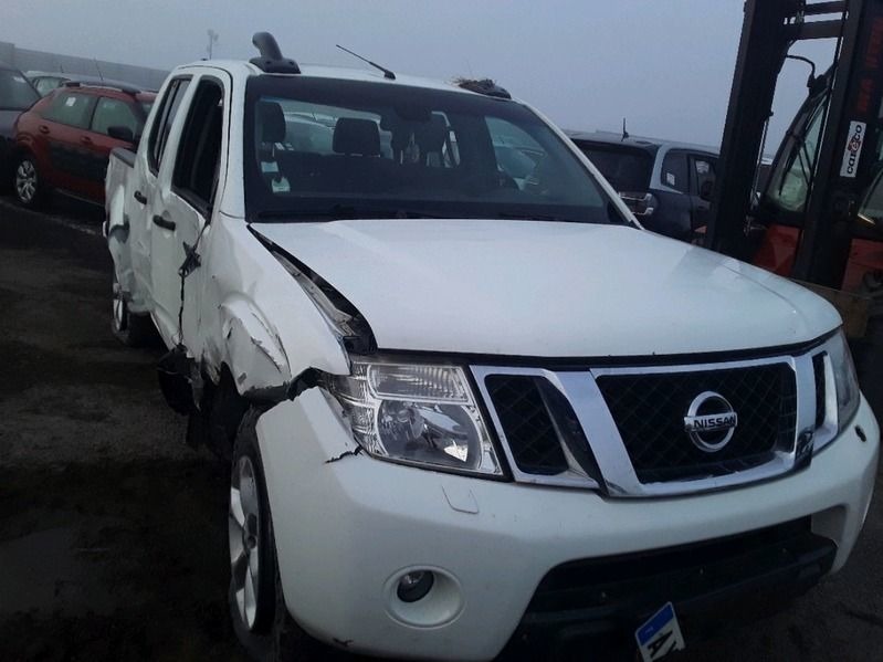 NAVARA Navara 2.5 dCi - 171 Double-Cab LE accidentée