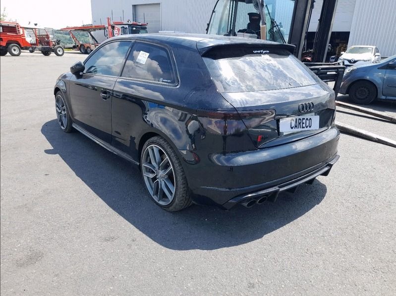 S3 S3 Quattro 2.0 TFSI - 300 . accidentée