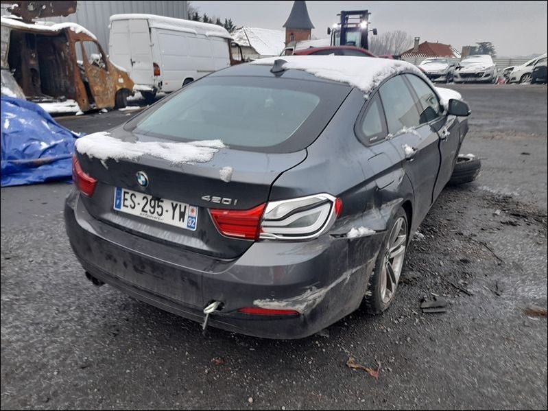 SERIE 4 420i Gran Coupé Sport 420i accidentée